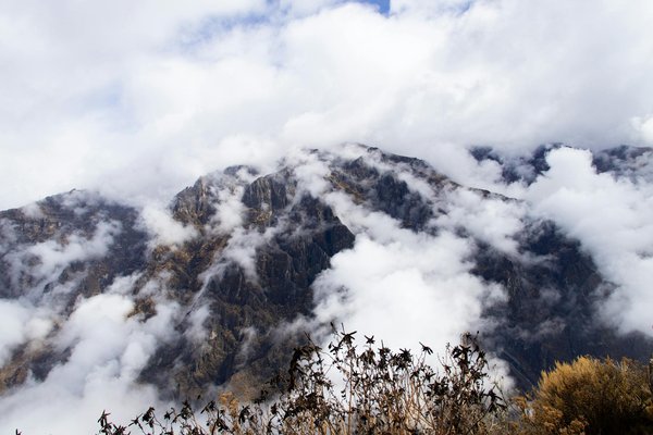 Exploration des Nouveaux Horizons du Voyage en Réalité Virtuelle en 2024